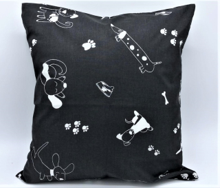 Povlak na polštář černý, Hraví pejsci 40 x 40 cm