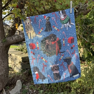 Kuchyňská utěrka Christmas Dogs Alex Clark